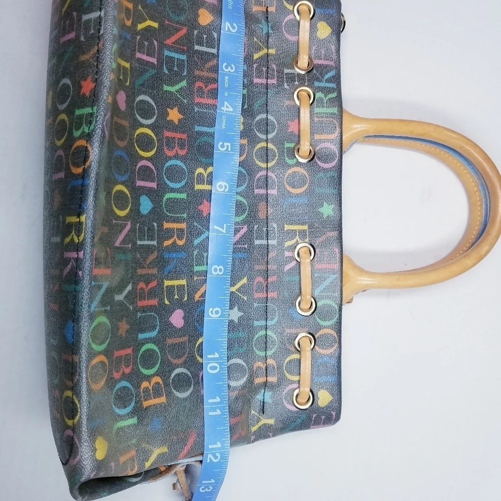 🌸 Dooney‎ & Bourke | Signature Letters Hand